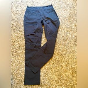 Mountain hardwear pants